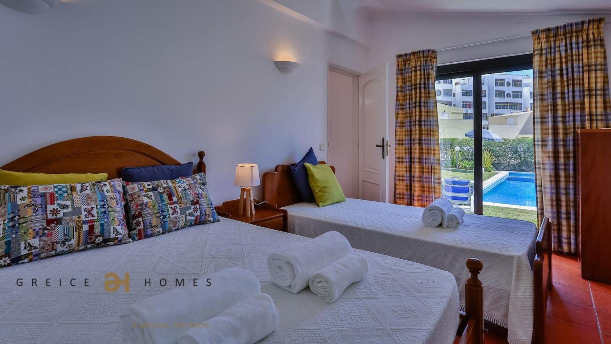 Greice Homes-650 Meters From The Beach, 4 Bedrooms Villa For Holidays In Vilamoura-Quarteira Exterior photo